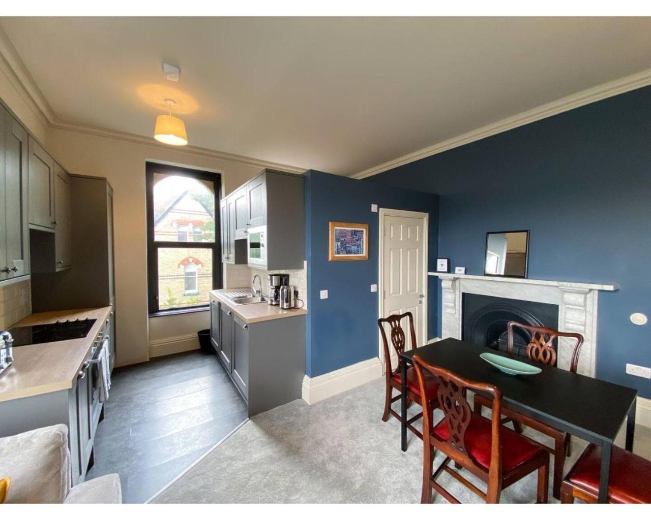 The Regency - Historic Residences By The Sea Ilfracombe Room photo