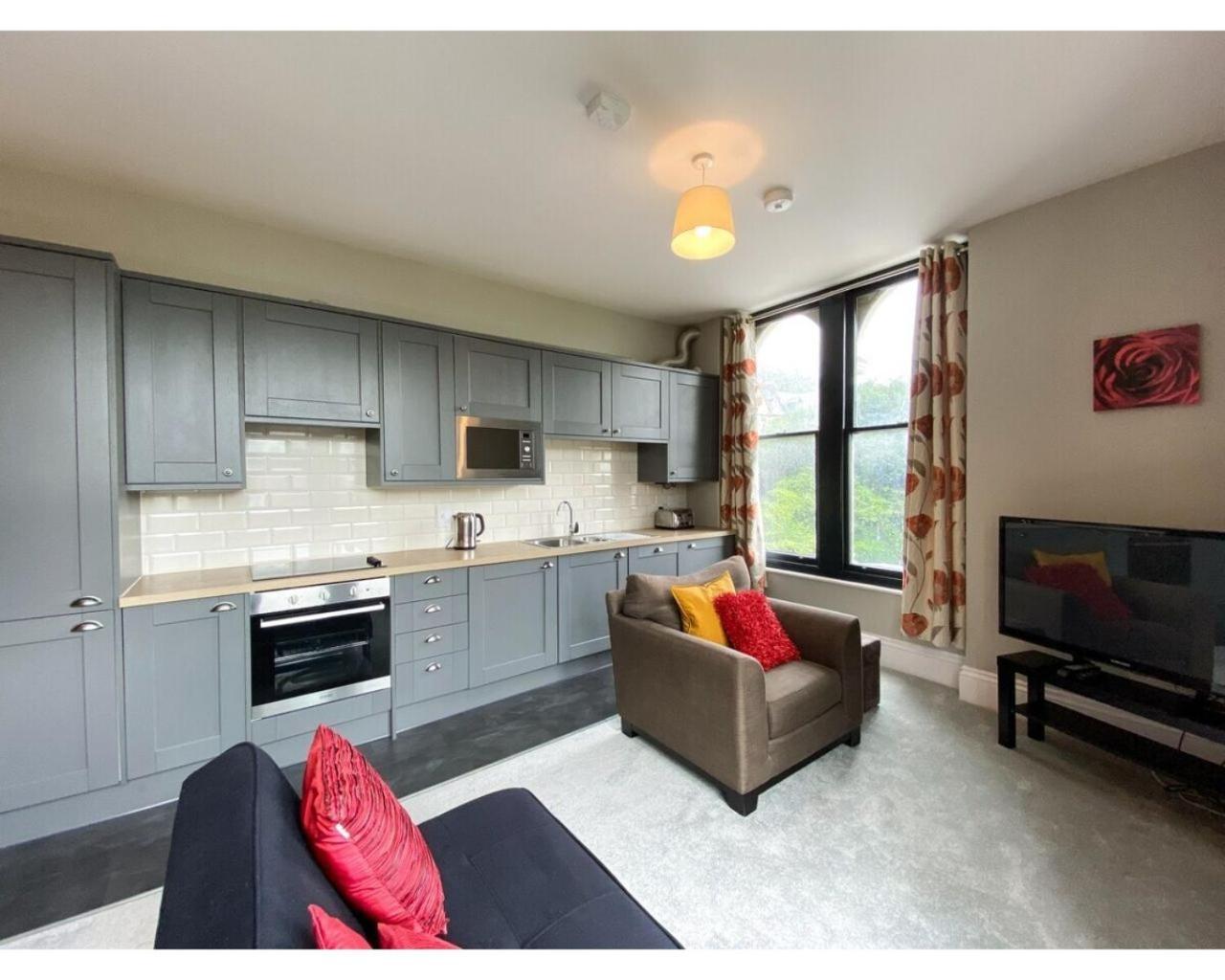 The Regency - Historic Residences By The Sea Ilfracombe Room photo